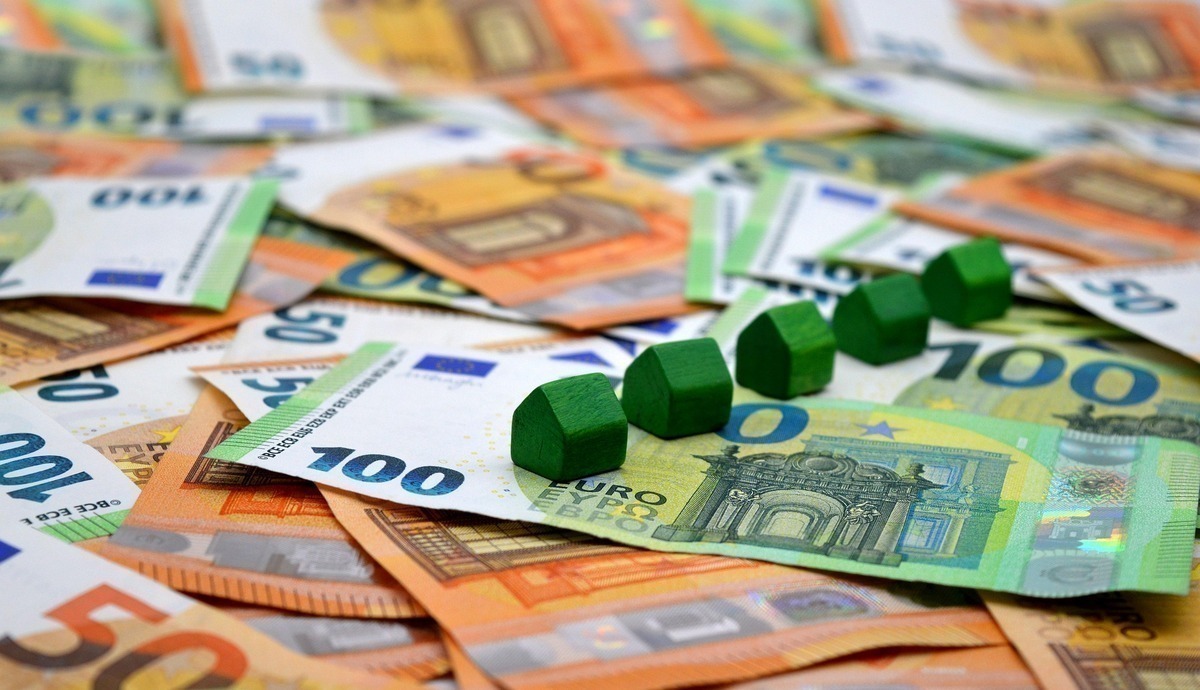 Finanzierung & Förderung in Osnabrück: KfW-Förderung, Wohnbauförderung im Bundesland, Zinsentwicklung und Bankenvergleich. Alles Wichtige zur Immobilienfinanzierung im Überblick.